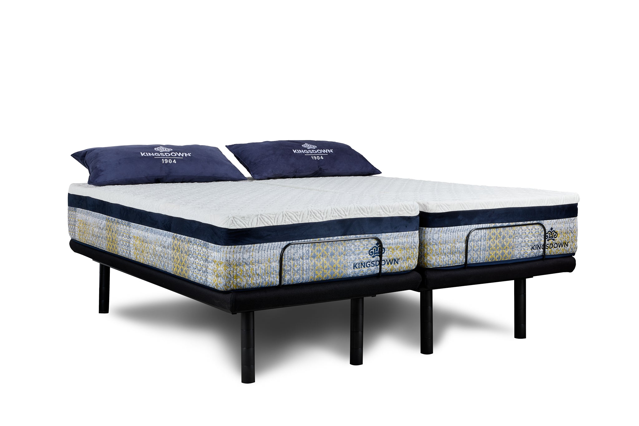 https://www.levasleep.com/cdn/shop/files/EmpressSplitKingFlatW_OHeadboard.jpg?v=1699371448