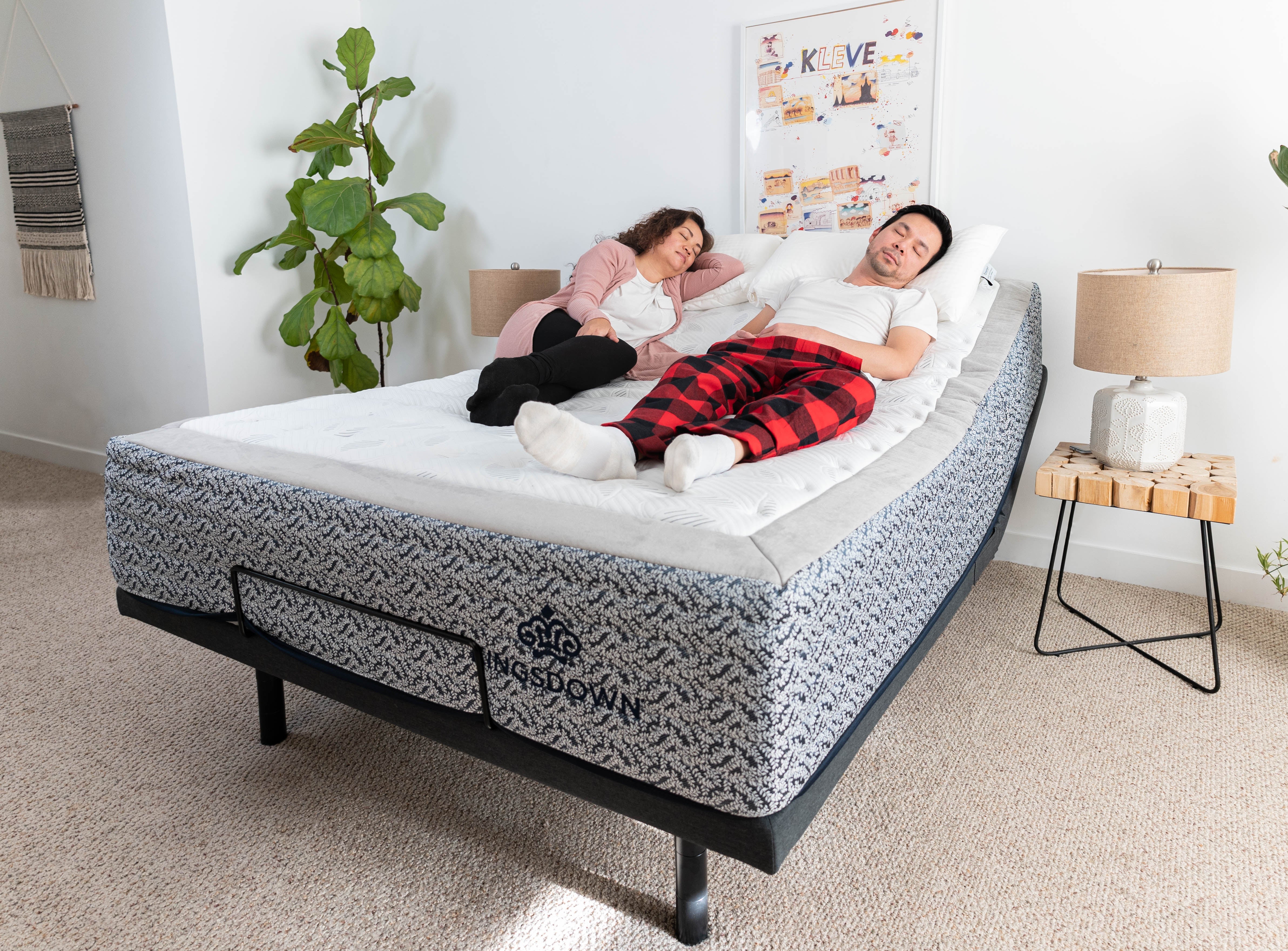 Demo Kingsdown Kaitlan Queen Adjustable Bed Package