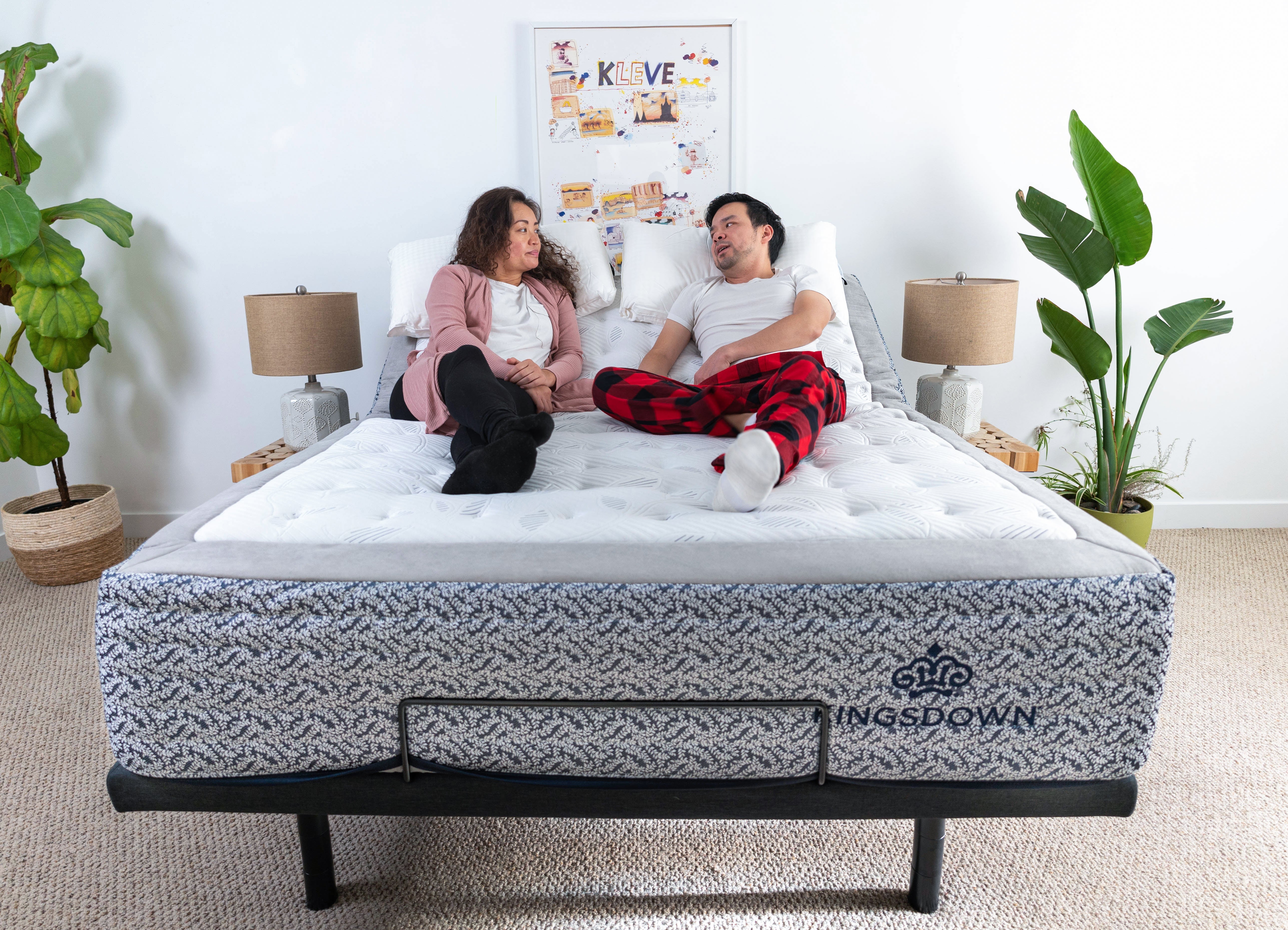 Kaitlan Royal Queen Adjustable Bed